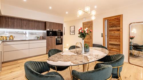 Chambery Apartment | L'Écrin Alpin - Centre historique - Haut standing