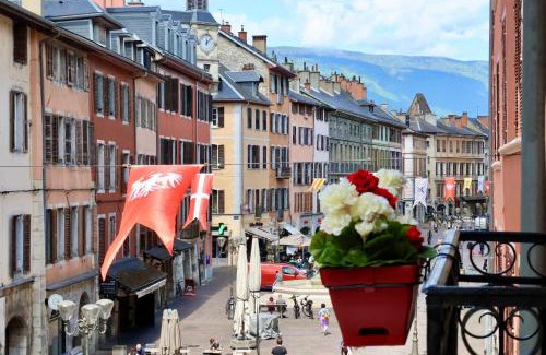 Chambery Apartment | L'Écrin Alpin - Centre historique - Haut standing