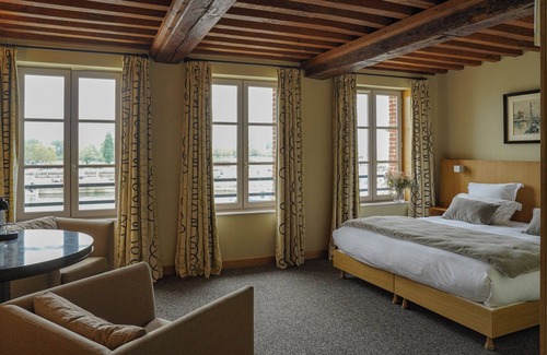 Enclos Hotel | L'Absinthe Hôtel
