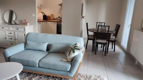 Poussots Apartment | L'AlcÔve