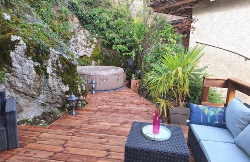 Rovagny Apartment | L'appartement enchanteur d'Angon