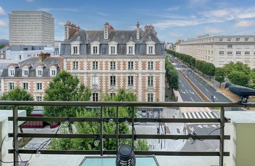 Saint-Helier Apartment | L'artiste - Centre ville - Gare - Spacieux