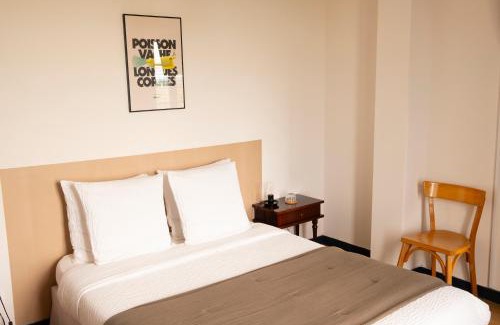 Saint-Pierre-du-Champ Bed & Breakfast | L'Auberge du Campos