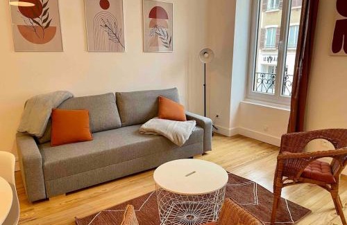 Villefranche-sur-Saone Apartment | L'Authentic, Appartement Hypercenter 4-6 personnes