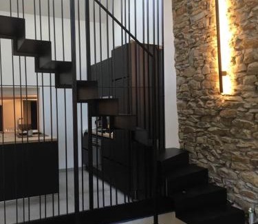 Lorcy Apartment | L'Authentique Raffiné