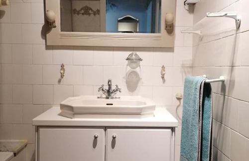 Ways Apartment | L'autre rive de la Tourelle