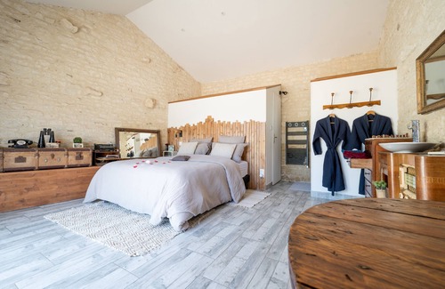 Saint-Aubin-la-Plaine Bed & Breakfast | L'Echappee Vendeenne Chambres d'Hotes
