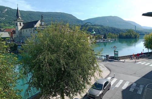 Usses et Rhone Apartment | L'edelweiss accommodation near Annecy-Genève-Chambéry