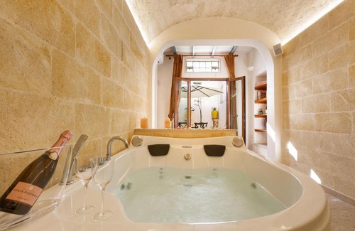 Centro Storico House | L'Edicola Suite by BarbarHouse