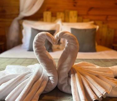 Venizel Ski Chalet | L'Enseigne -Location de 2 chalets privatifs avec Spa