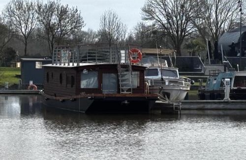 Blain Boat Rental | L'erre sauvage