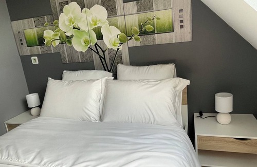 Les Hayes Bed & Breakfast | L'Escale Arc-en-Ciel: Country retreat at the gateway to the Loire Châteaux