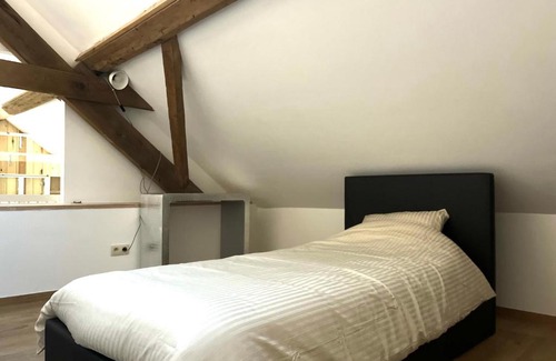 Enghien Apartment | L'escale