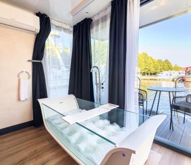 Saverne Boat Rental | L'Escale Royale Saverne - Rhin - Strasbourg