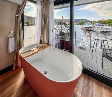 Saverne Boat Rental | L'Escale Royale Saverne - Rhin - Strasbourg