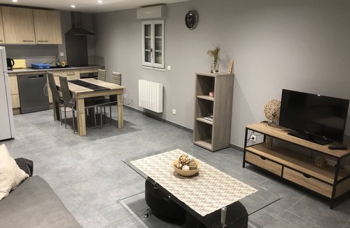 Brioude Sud Auvergne House | "L'Estanco warm village house