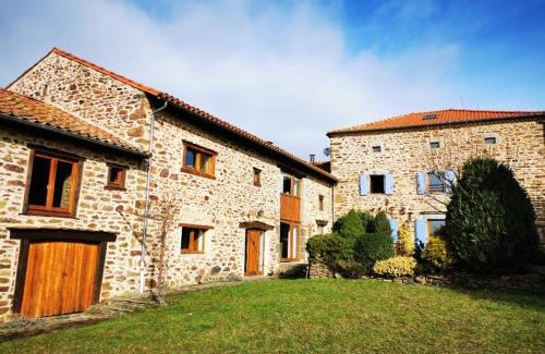Saint-Austremoine House | L'Estivante
