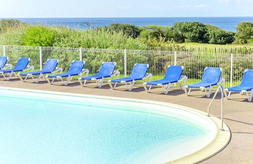 Chateau-d'Olonne Apartment | L'Estran S2M by Interhome