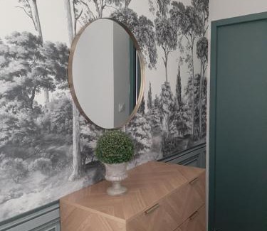 Lanhouarneau Apartment | L'Haussmannien Presbytère St Hervé