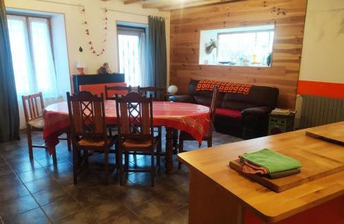 Saint-Nectaire House | l'heureux bazar