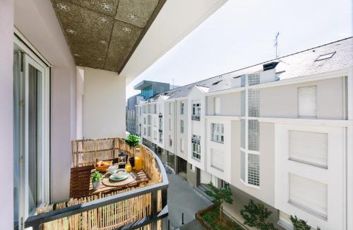 Madeleine-Champ de Mars Apartment | L'Idéal- Cité des Congrès