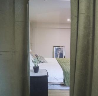 Wahlbach Apartment | L 'imperial, Elegance & Volupté