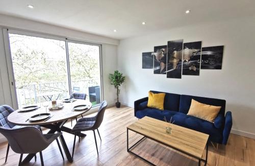 Republique - Les Ponts Apartment | L'Inattendu - Les Maisons de Madeleine