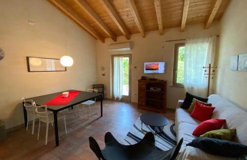 Monzambano Bed & Breakfast | L'Isolo b&b e case vacanza