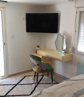 Saint-Maurice-de-Beynost Apartment | L'océane