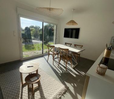 Les Attaques Apartment | L'Opale - Le White