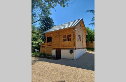 Mesigny Ski Chalet | L'orée des bois , détente et calme .