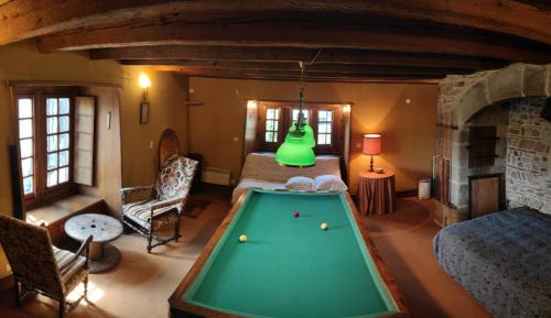 Courpiere Apartment | L'Orée des Bois