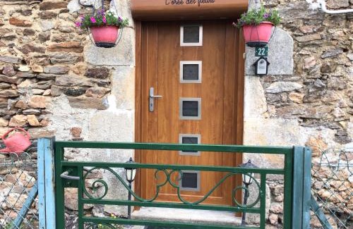Rochechouart House | L’orée des fleurs
