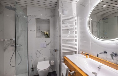 Chancelade Hotel | L'Orangerie du Chateau des Reynats