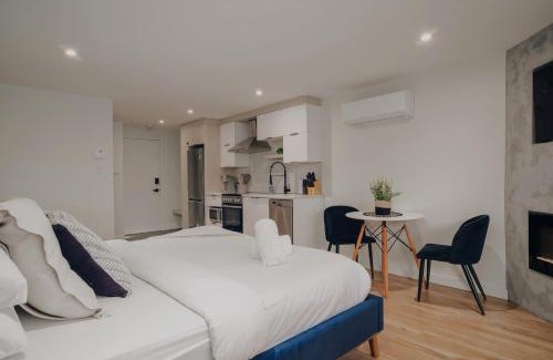 Mont-Tremblant Village Apartment | LAÖ Loft Tremblant #105 - KING size bed