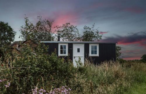 Penrith House | La'al Ling
