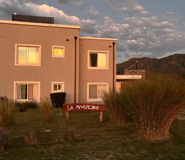 Lujan House | La Americana, casa entre sierras