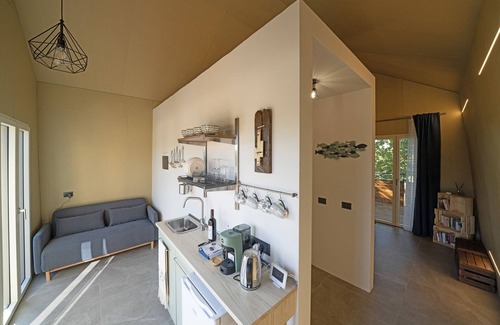 Cellarengo House | La Barca nel Bosco di Cascina Papa Mora