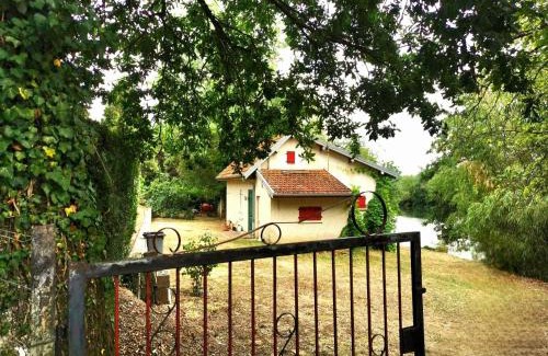 Autet House | La Barkalo