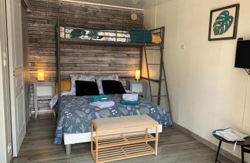 Saint-Michel-Mont-Mercure Bed & Breakfast | La Basse Monniere