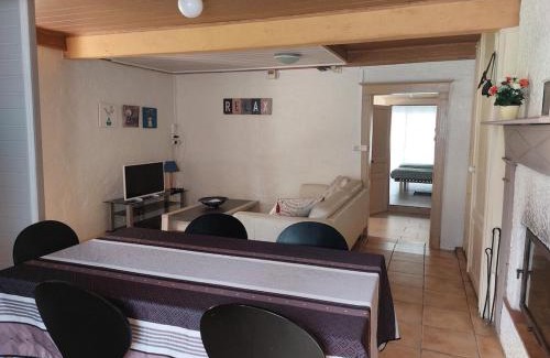 Gontaud Apartment | La Batisse
