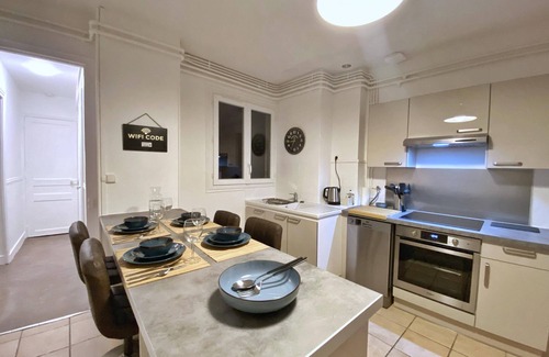 Chateau-Thierry House | LA BELLE ADRESSE - HEART OF TOWN