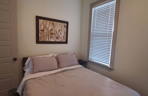 Faubourg Delassize Cottage | La Belle Cottage II 2queenbeds 10min to French Qtr