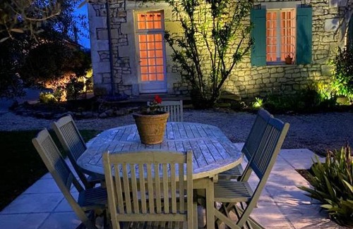Consac House | La Bergerie - Holiday home with private pool in Charente Maritime