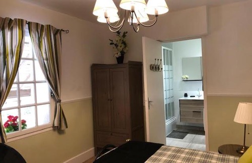 Sainte-Croix Bed & Breakfast | La Besace