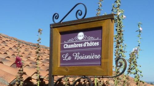 Saint-Germain-lAiguiller Bed & Breakfast | La Boisnière