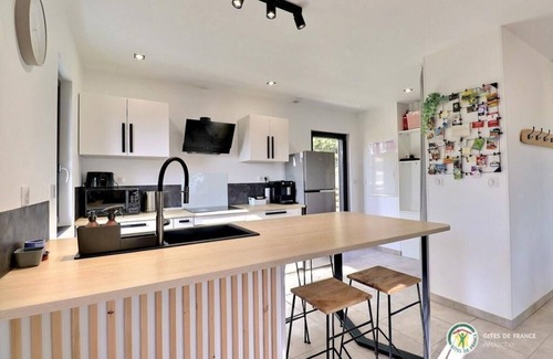 Ozon Bed & Breakfast | La BOOA Prestige & sérénité/Piscine privative 4*