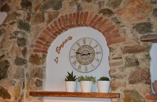 Tovo San Giacomo House | La Borgata
