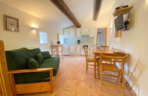 Saint-Sauveur-de-Cruzieres House | LA BOULANGERIE