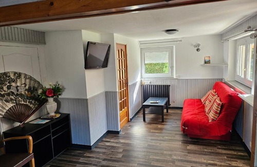 Langeac Apartment | LA BOURZEDE